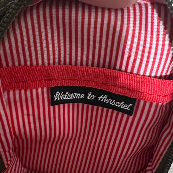 Herschel Camo Crossbody with Strap- Small NWT - Picture 5 of 8